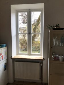 Holzfenster mit Bremer Fensterstange von Tischlerei Oetken.